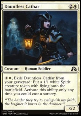 不屈の聖戦士(Dauntless Cathar)イニストラードを覆う影